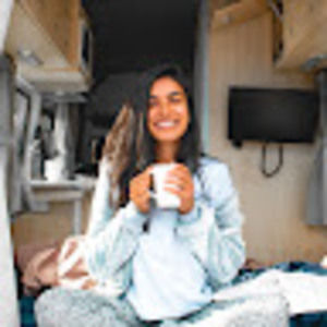 Meet your Posher, Priya